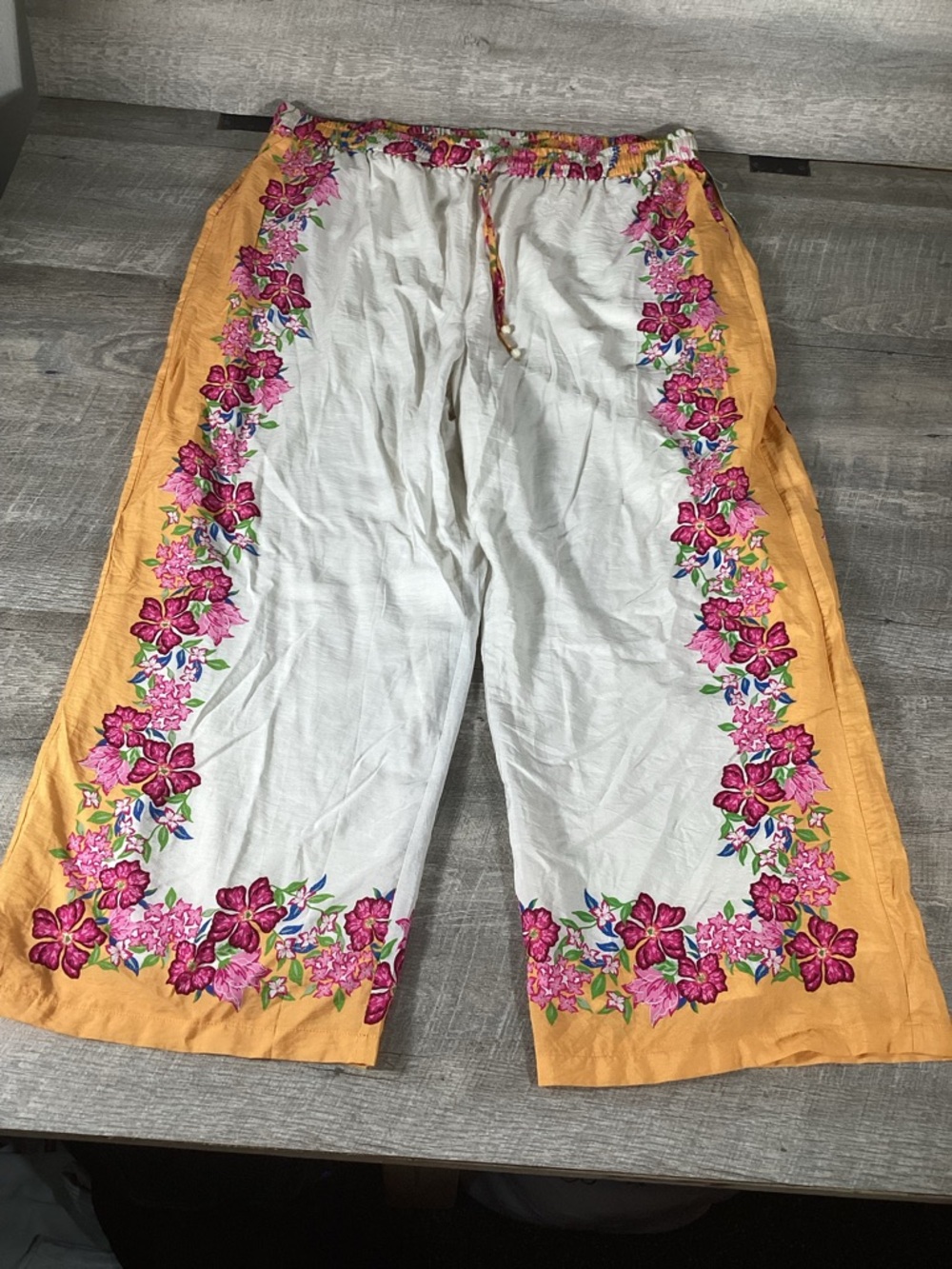 Skies Are Blue Curvy White Pants with Pink & Yellow Floral Waistband